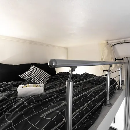 Guestready - Cosy Mezzanine In * Paryż