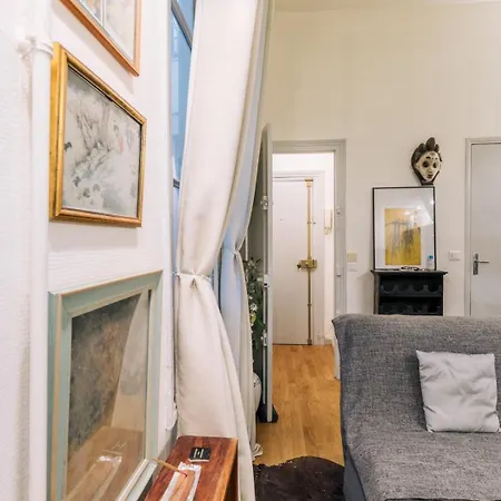 Guestready - Cosy Mezzanine In Apartament Paryż